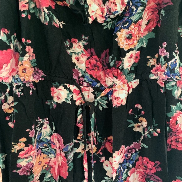 🖤🌹Torrid Black Spaghetti Floral Dress - Picture 2 of 4